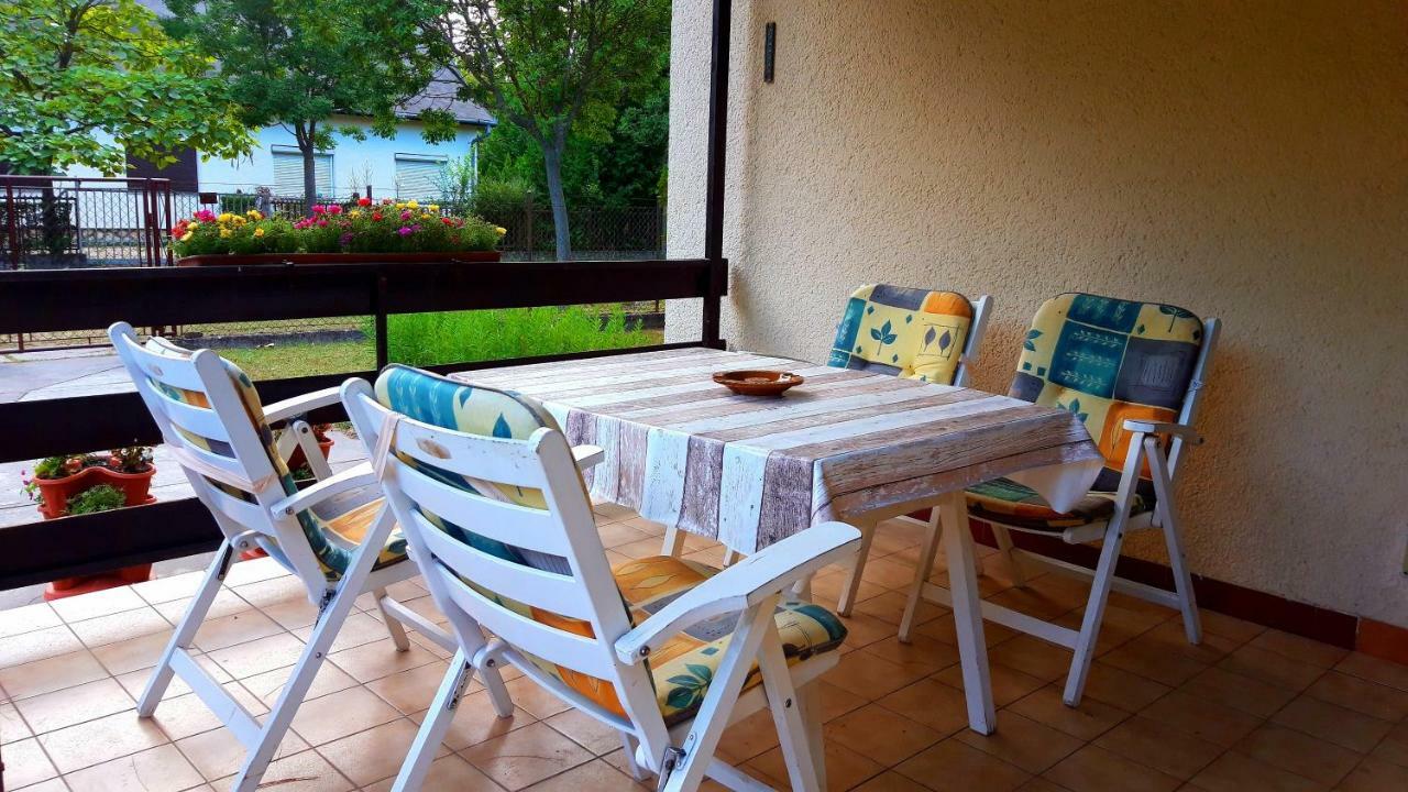 Csillag-Lak Balatonfoeldvar Екстер'єр фото